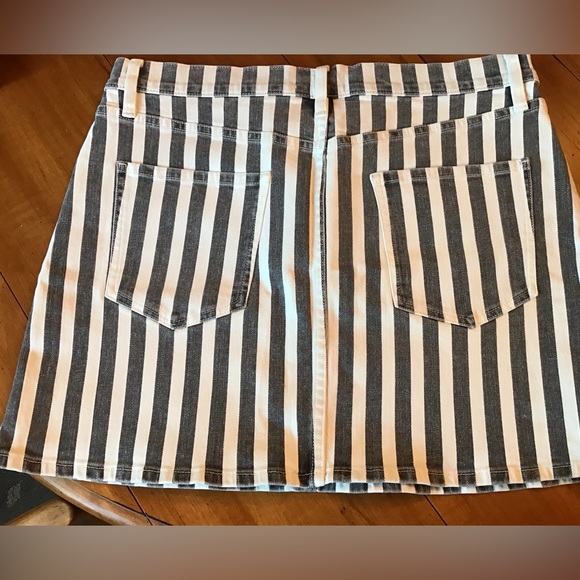 Frame Women Mini Skirt in size 32 - Picture 3 of 4